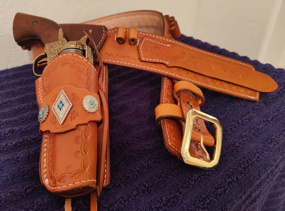 (image for) 1965 Arizona Ranger Hollywood Quick Draw Gun Belt & Holster