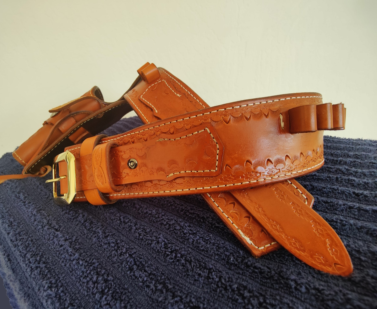 (image for) 1965 Arizona Ranger Hollywood Quick Draw Gun Belt & Holster