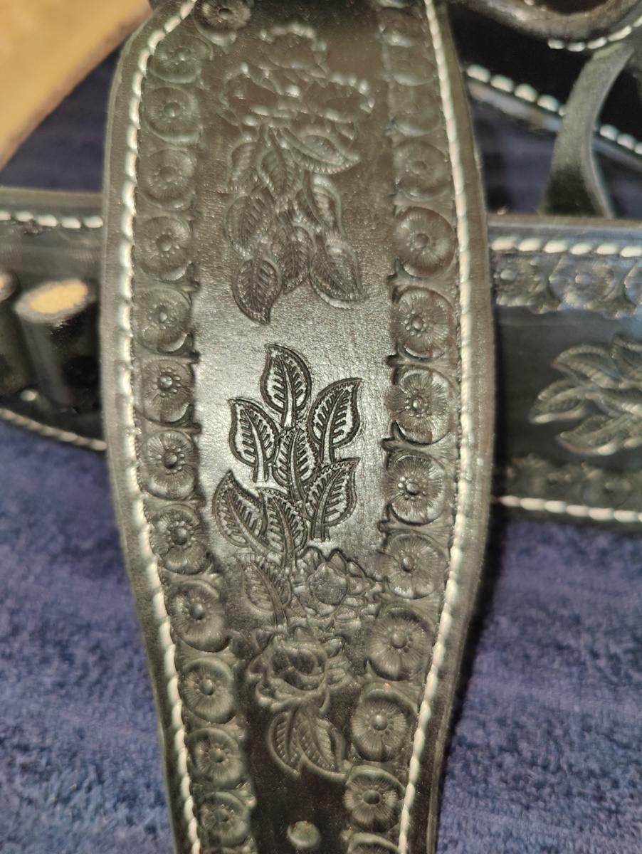 (image for) Black Rose Western Hollywood Quick Draw Gun Belt & Holster