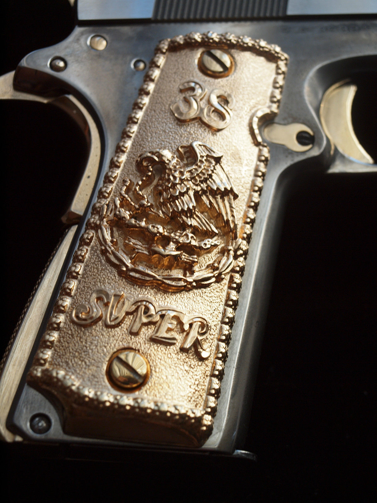 (image for) 38 Super & Mexican Eagle Old Emblem 1911 Gun Grips