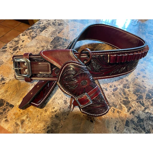 (image for) Western Hand Floral Carved Gun Belt with Single Holster